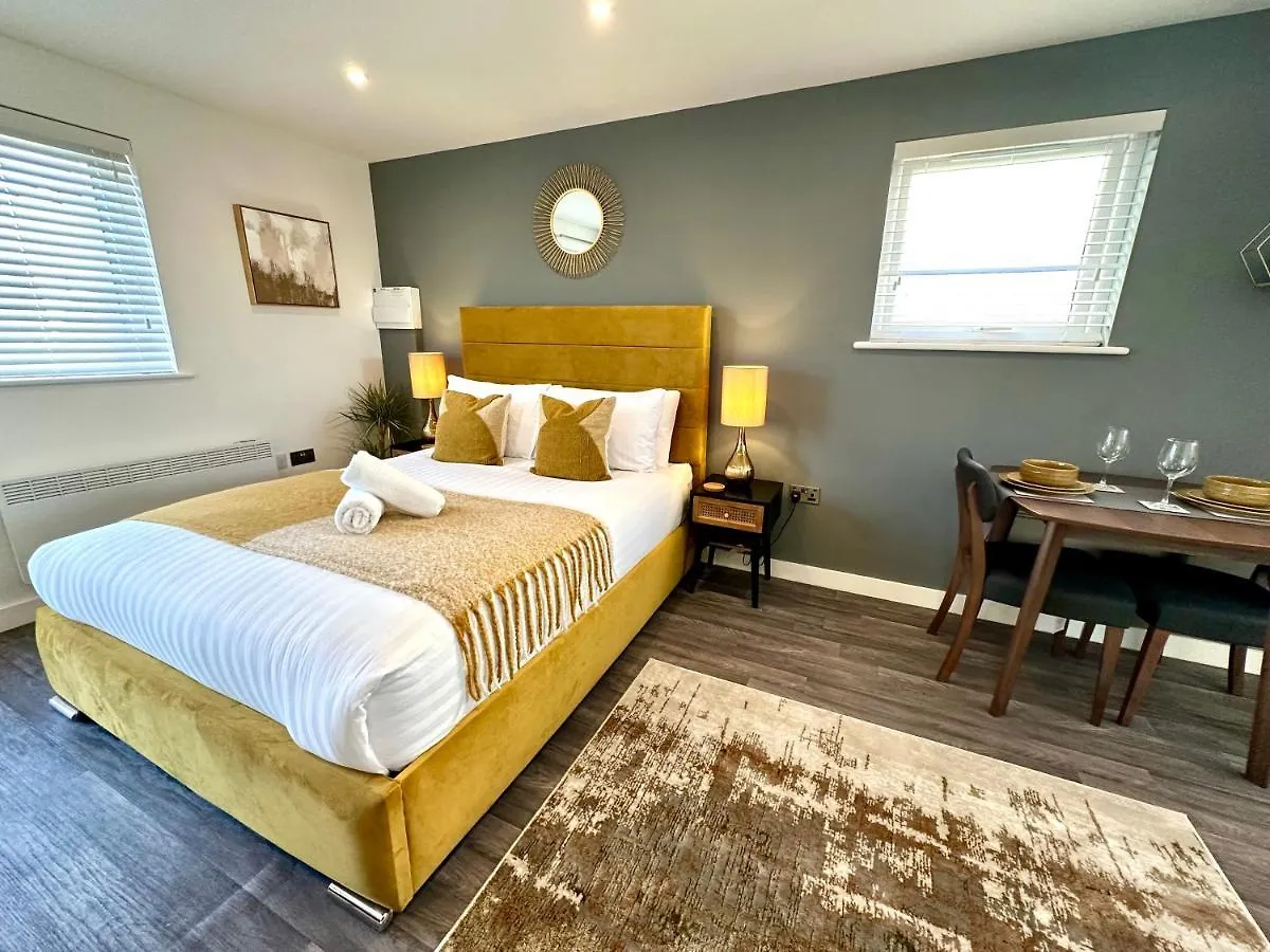 아파트 A Cozy Hideaway With Balcony - Close To Beach 본머스 영국