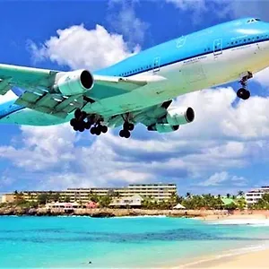 Myriam And Frank , Maho Sint Maarten/Saint Martin
